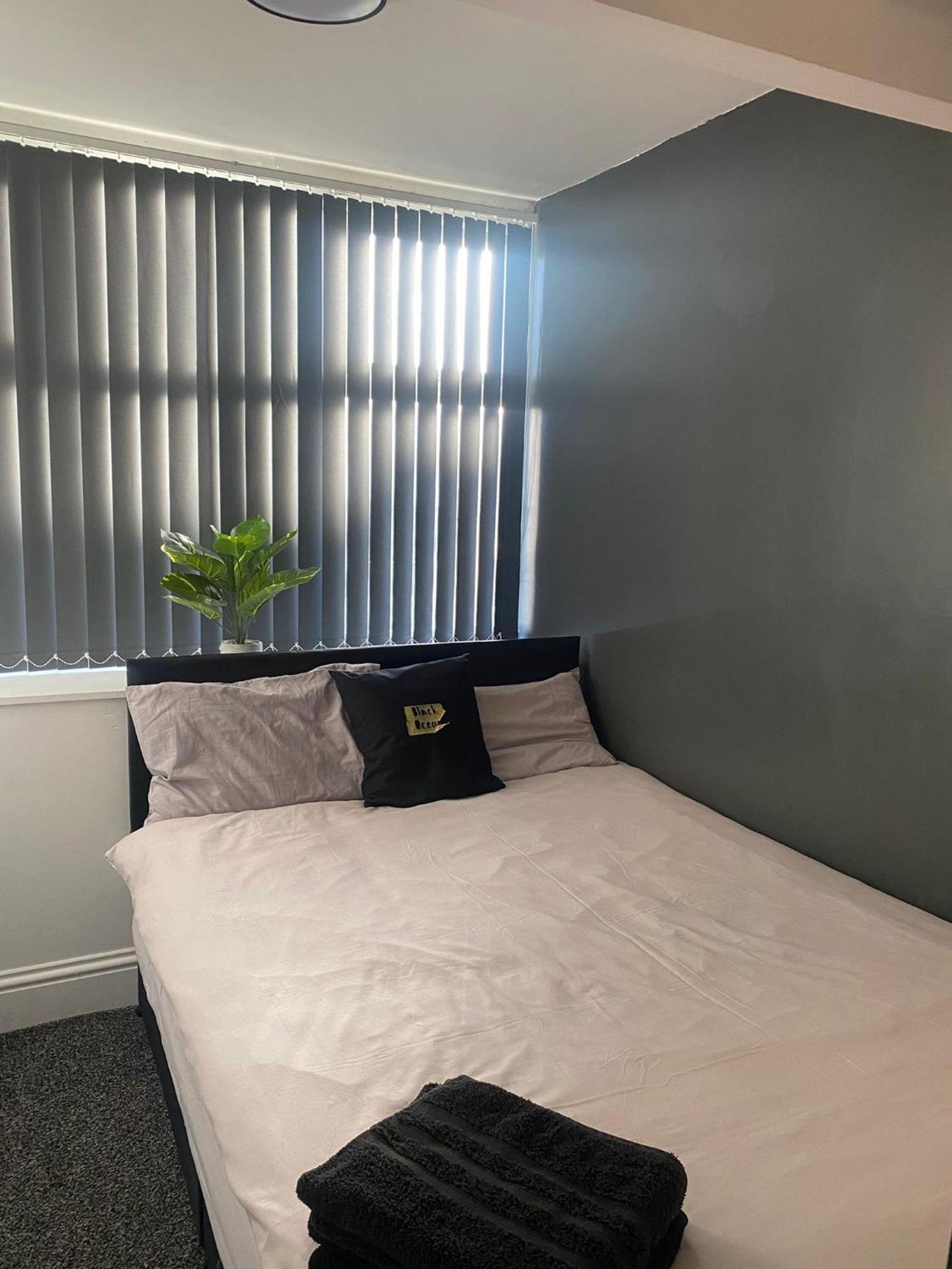 Black Ocean Holiday Apartments Блекпул Екстериор снимка