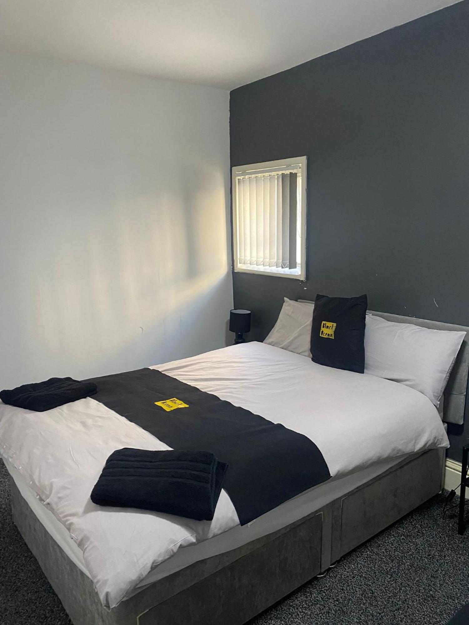 Black Ocean Holiday Apartments Блекпул Екстериор снимка