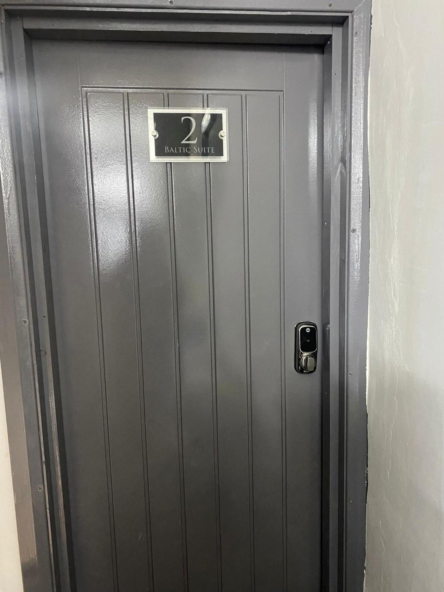 Black Ocean Holiday Apartments Блекпул Екстериор снимка